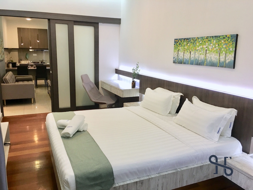 homesuite at the loft imago