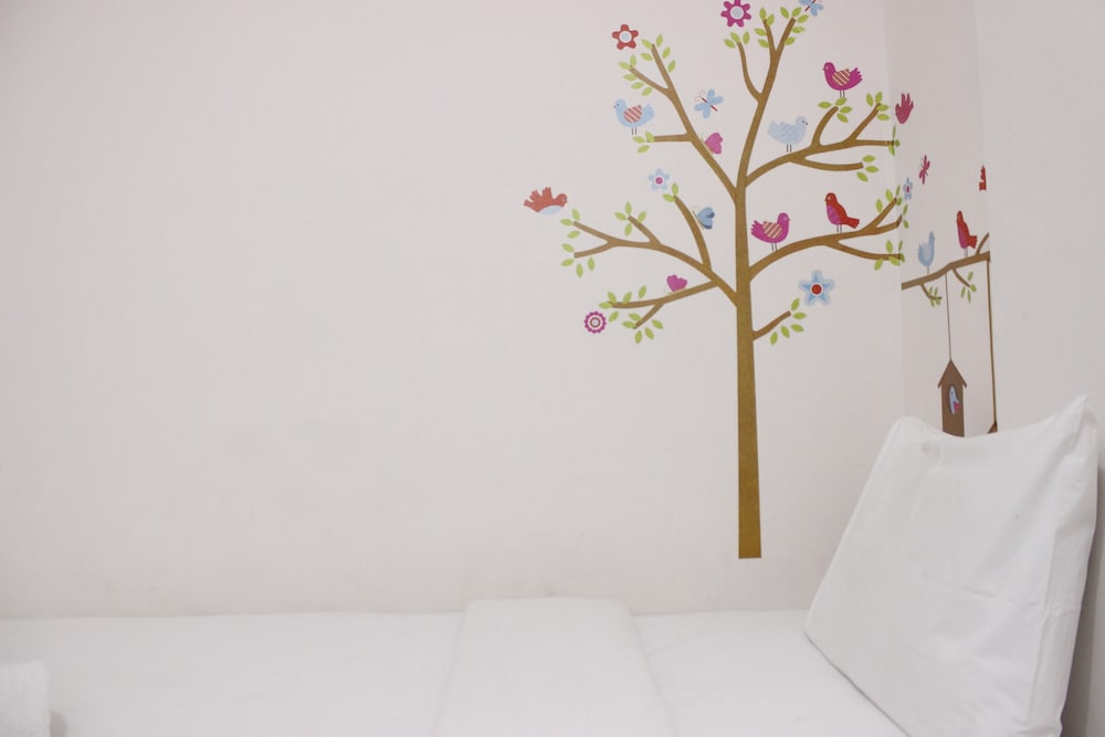 spacious and well appointed 2br gateway pasteur apartment