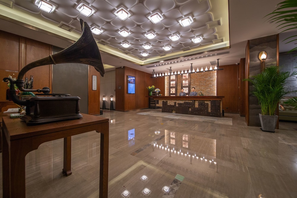 ssaw boutique hotel nanjing grand theatre