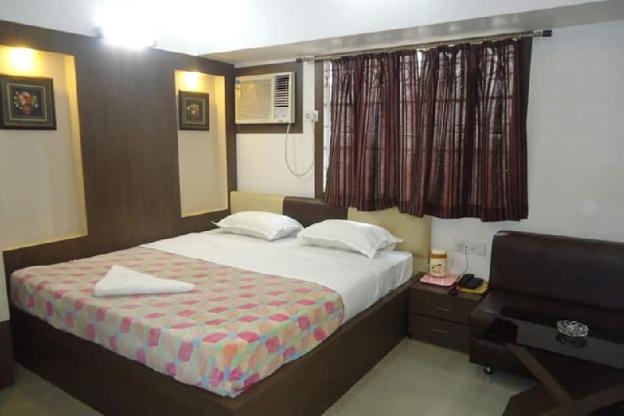 collection o bank more dhanbad formerly hotel sri ganesh ji