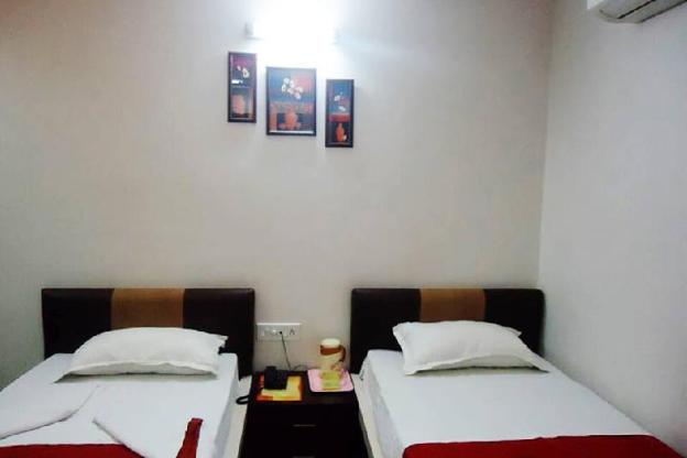 collection o bank more dhanbad formerly hotel sri ganesh ji