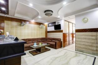 hotel vinayak banganga road katra