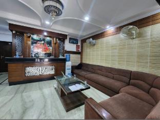 hotel vinayak banganga road katra