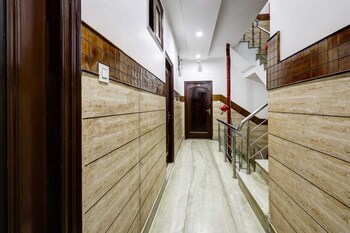 hotel vinayak banganga road katra