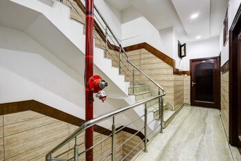 hotel vinayak banganga road katra