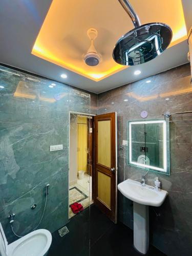 Hotel Park Hills,,2 star