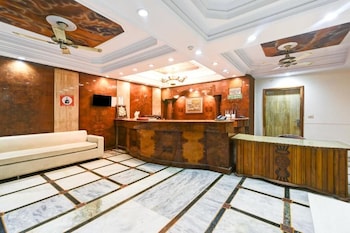 Hotel Geet Deluxe,Shahdara,2 star