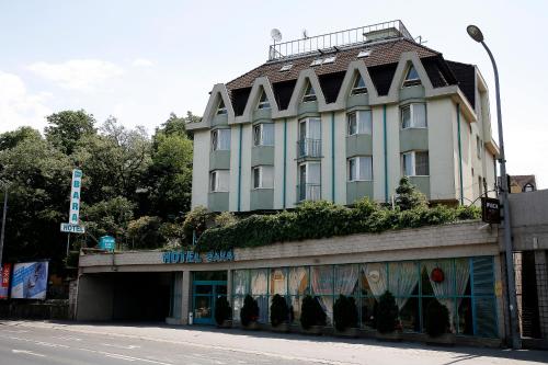 hotel bara budapest