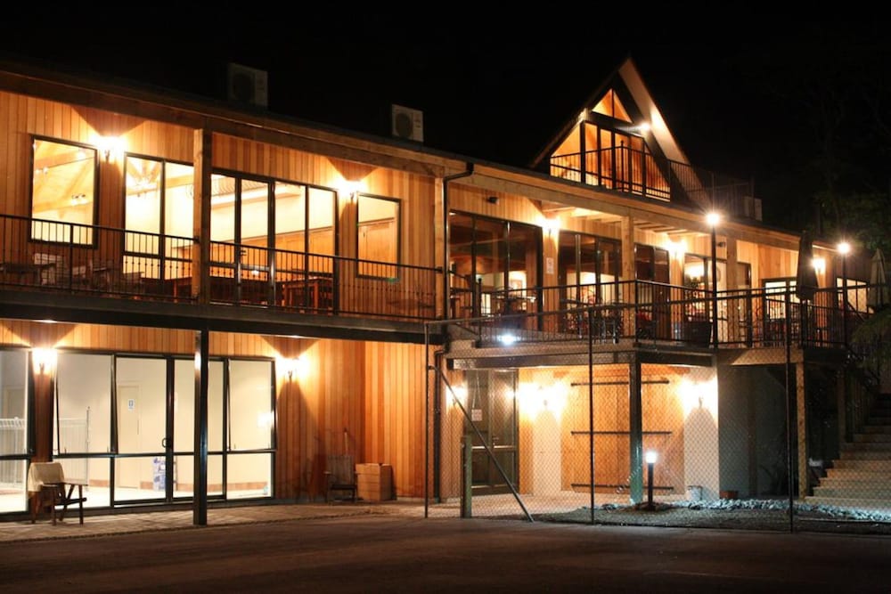 oreti village resort