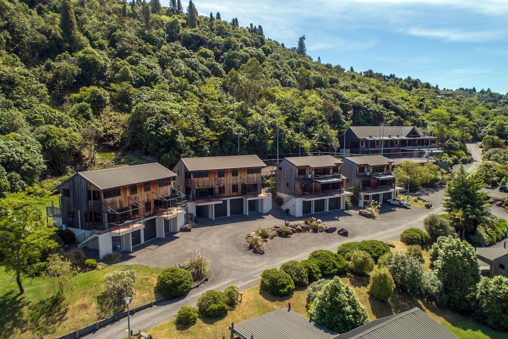 oreti village resort