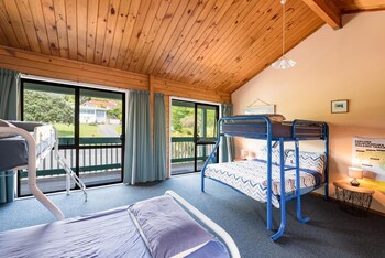 bay of islands lodge