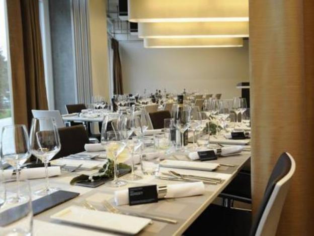 hotel apart welcoming i urban feel i design