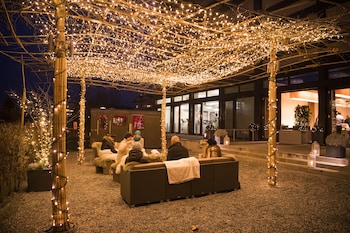 Hotel Apart Welcoming I Urban Feel I Design,Auw>>Arth,4 star