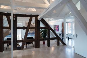 hitrental chapel bridge apartments