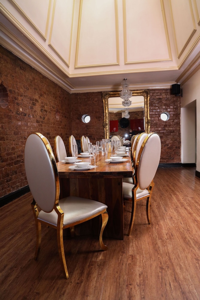 signature living bold street apartments