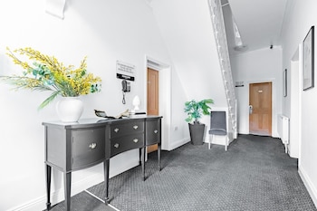 brooklands lodge