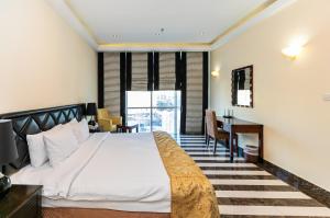 royal mirage hotel and apartments