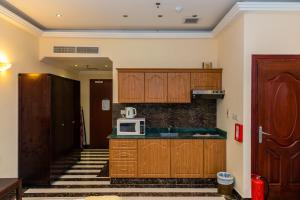 royal mirage hotel and apartments