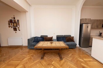 annas guest house