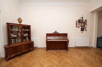 annas guest house