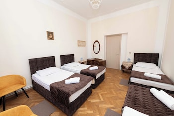 annas guest house