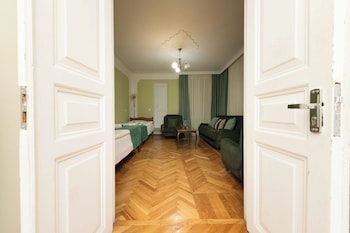annas guest house