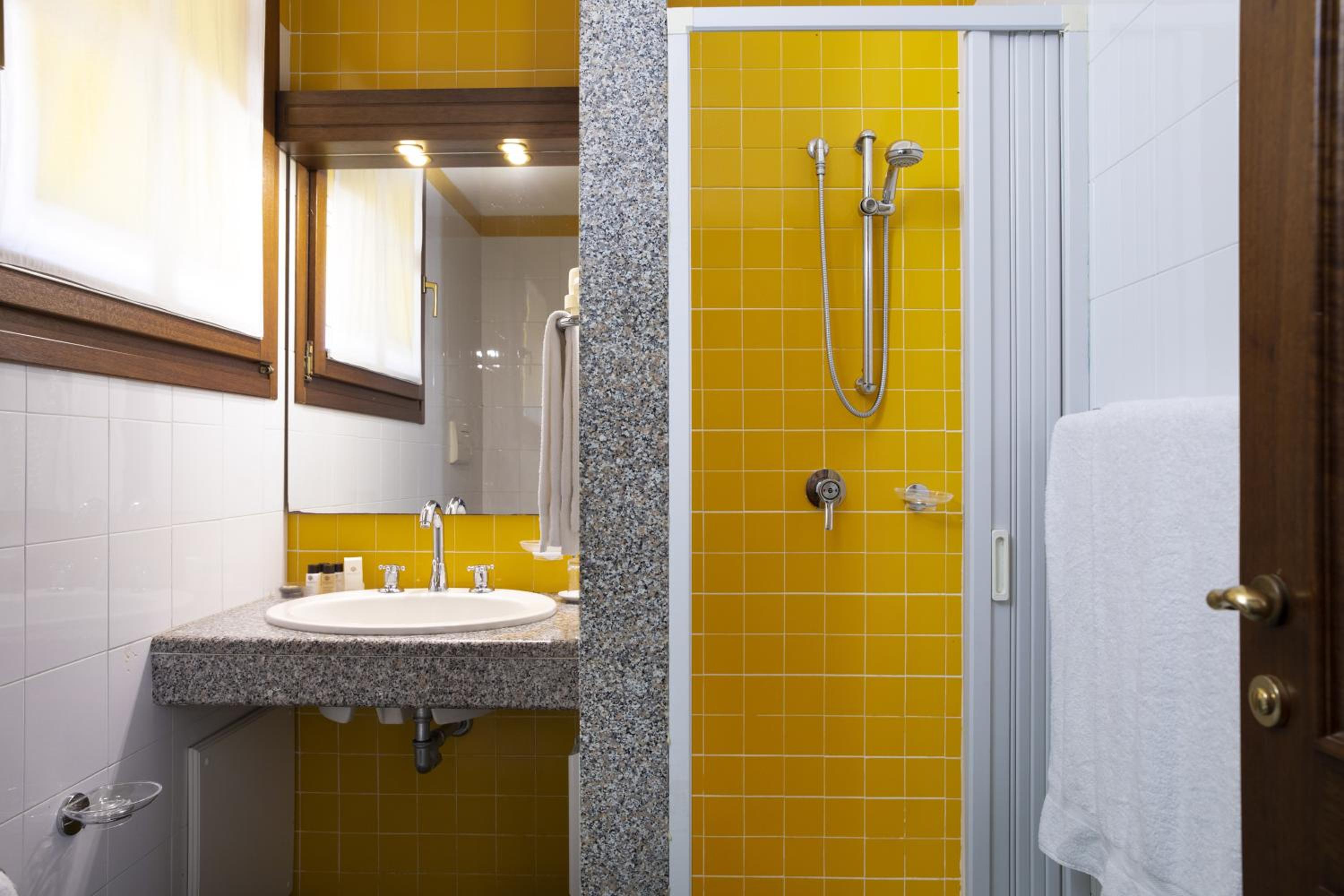 Hotel La Torre,Cardedu>>Bari Sardo,4 star
