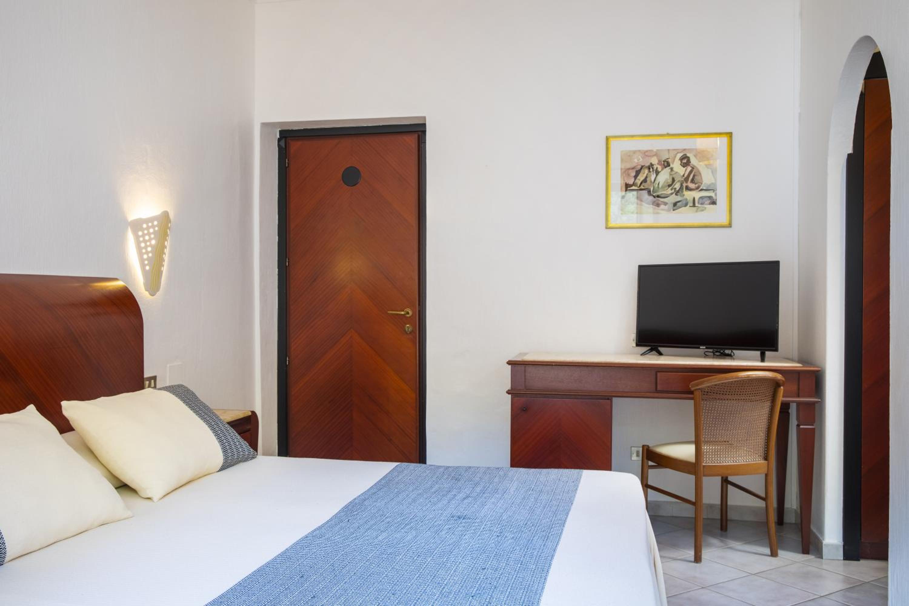 Hotel La Torre,Cardedu>>Bari Sardo,4 star