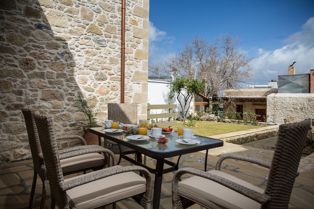 agarathos homes