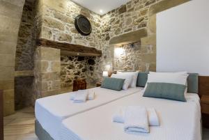 agarathos homes