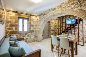 agarathos homes