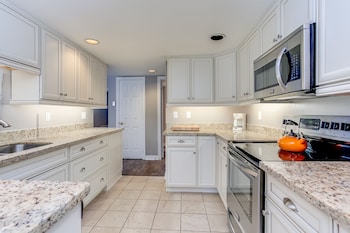 sierra lane condos