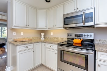 sierra lane condos
