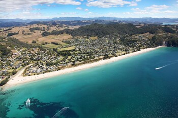 Tatahi Cove - Hostel,Thames-Coromandel>>Hahei,2 star