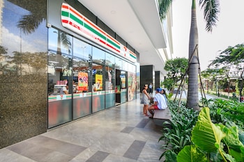 saigon 9 rivergate residence infinity pool gym