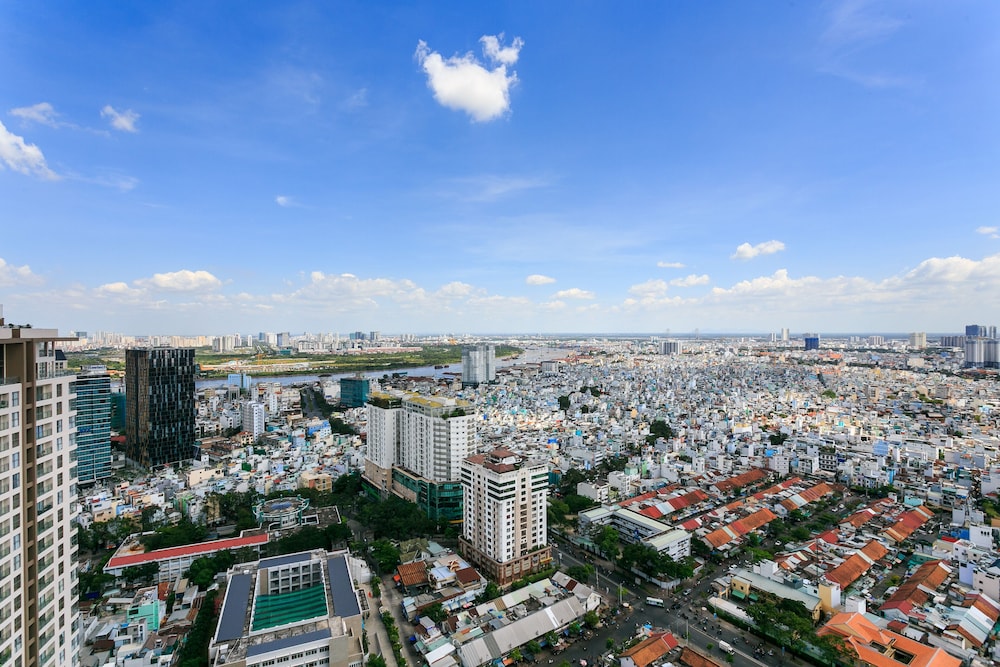 saigon 9 rivergate residence infinity pool gym