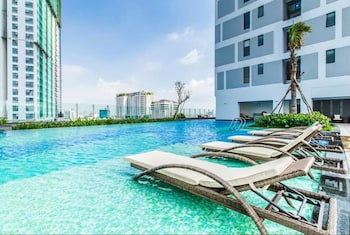 saigon 9 rivergate residence infinity pool gym