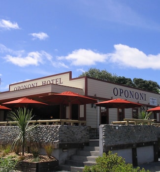 opononi resort