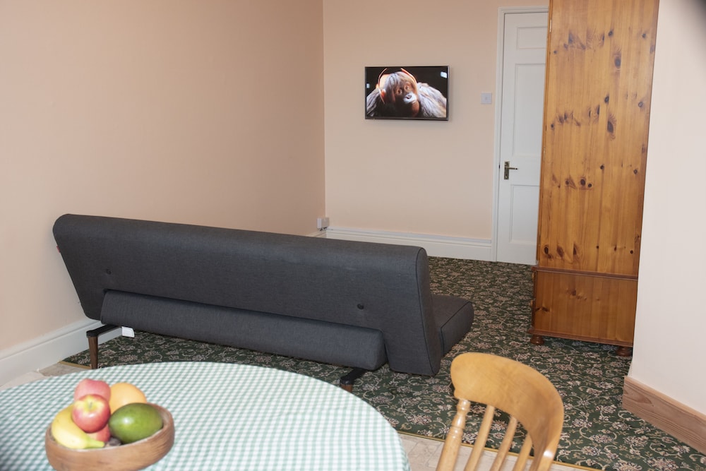 the orangery apartment