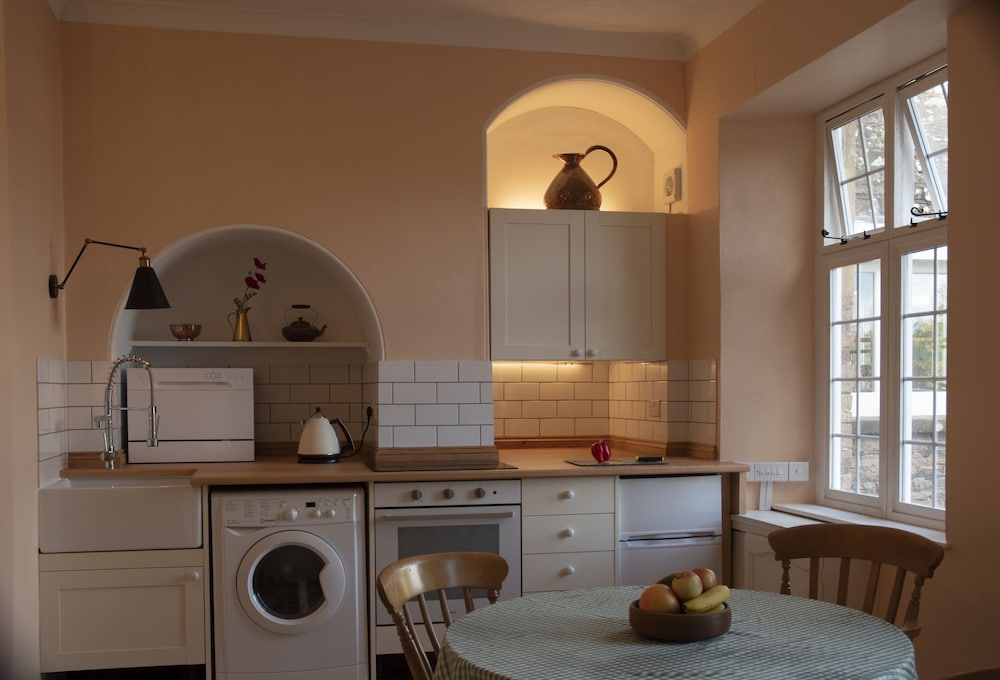 the orangery apartment