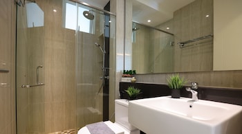the shore swimming pool melaka by i housing
