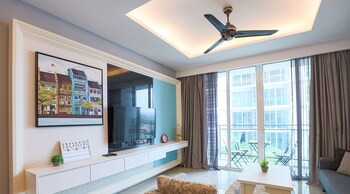 the shore swimming pool melaka by i housing