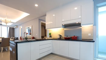 the shore swimming pool melaka by i housing
