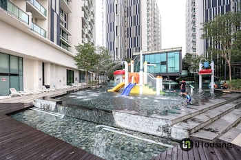 the shore swimming pool melaka by i housing
