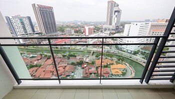 the shore swimming pool melaka by i housing