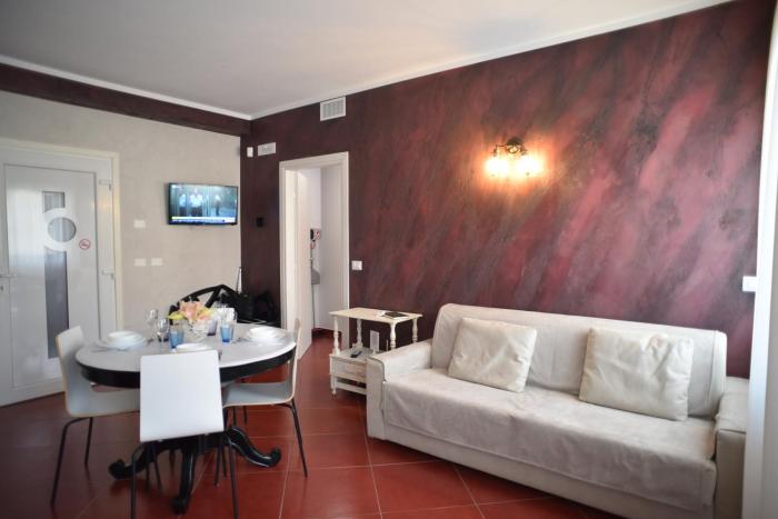 suites train station mestre