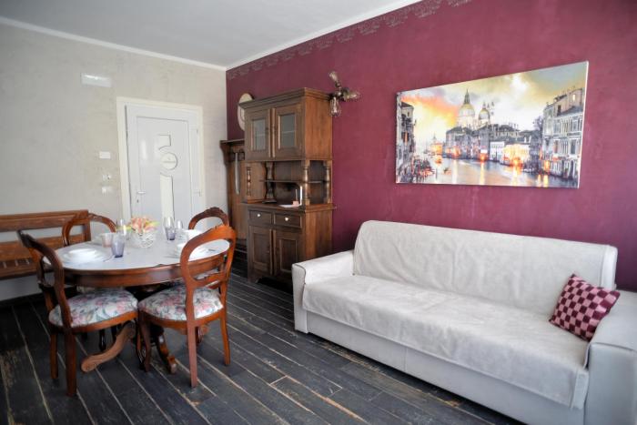 suites train station mestre