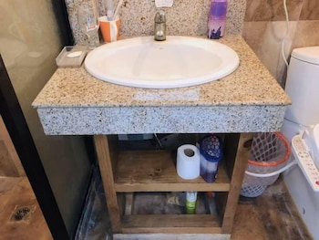 city suites ramos tower