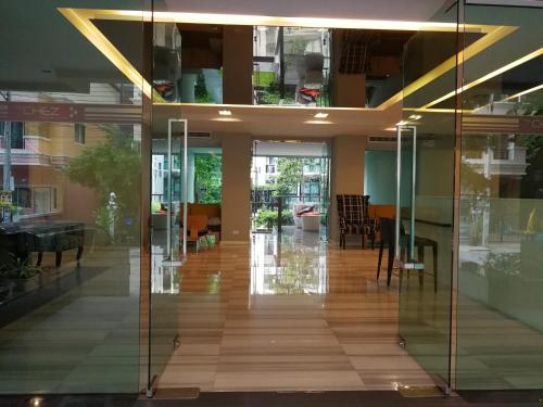 the chezz condominium by patsamon