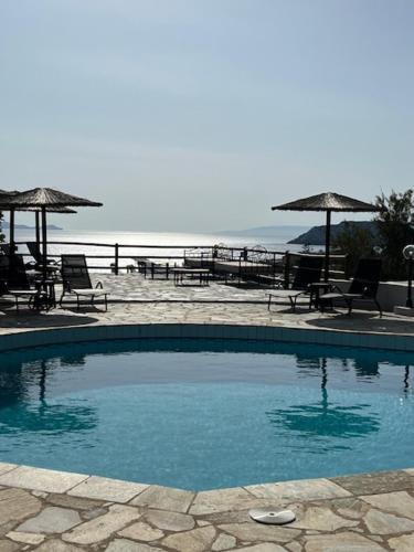 villa emilia with private swimming pool
